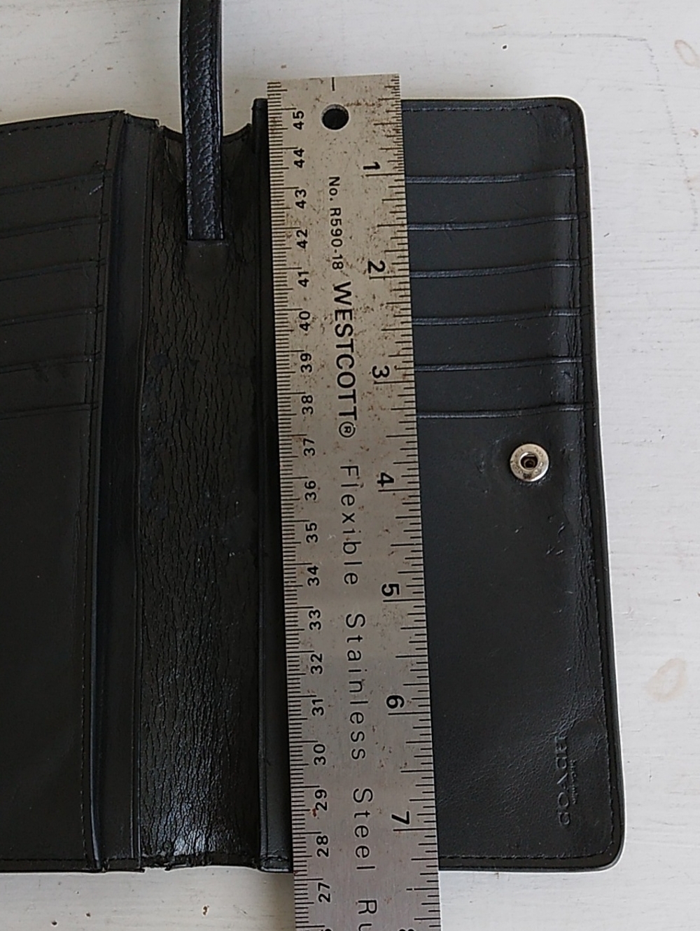 Coach Black Leather Wristlet Card Holder with Gold Logo - Picture 4 of 10